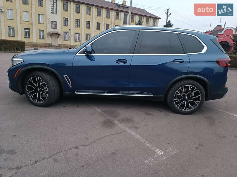 Позашляховик / Кросовер BMW X5 2020 в Кам'янському