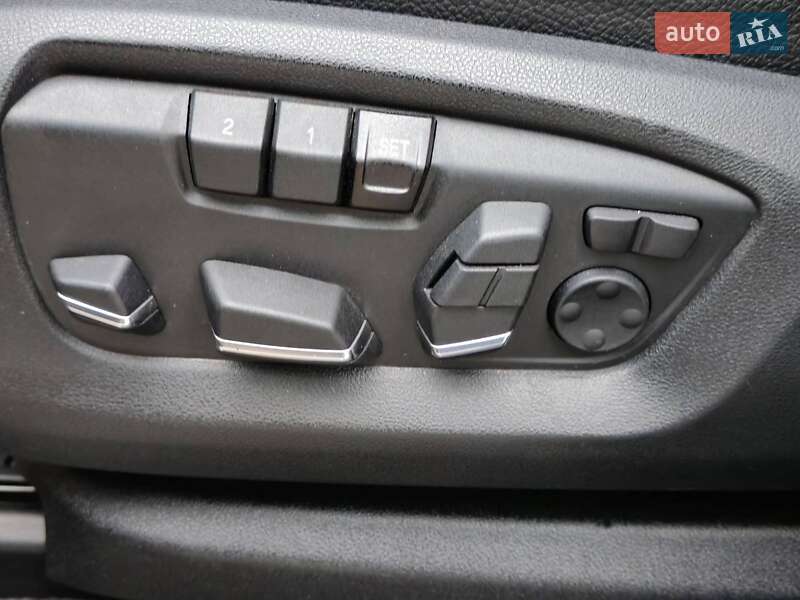 Внедорожник / Кроссовер BMW X5 2016 в Киеве