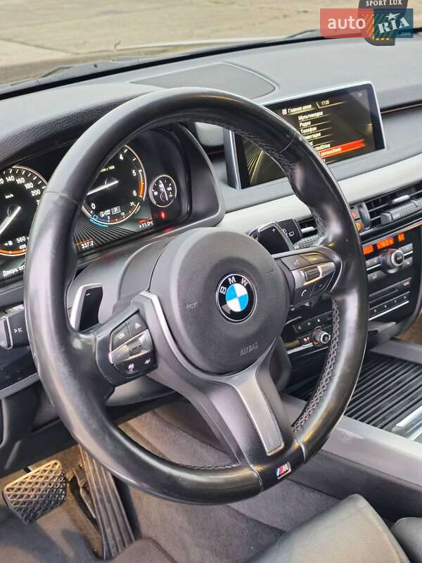 Внедорожник / Кроссовер BMW X5 2016 в Киеве