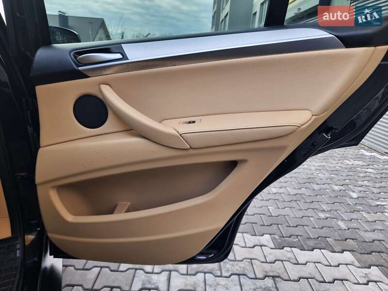 Позашляховик / Кросовер BMW X5 2012 в Хмельницькому