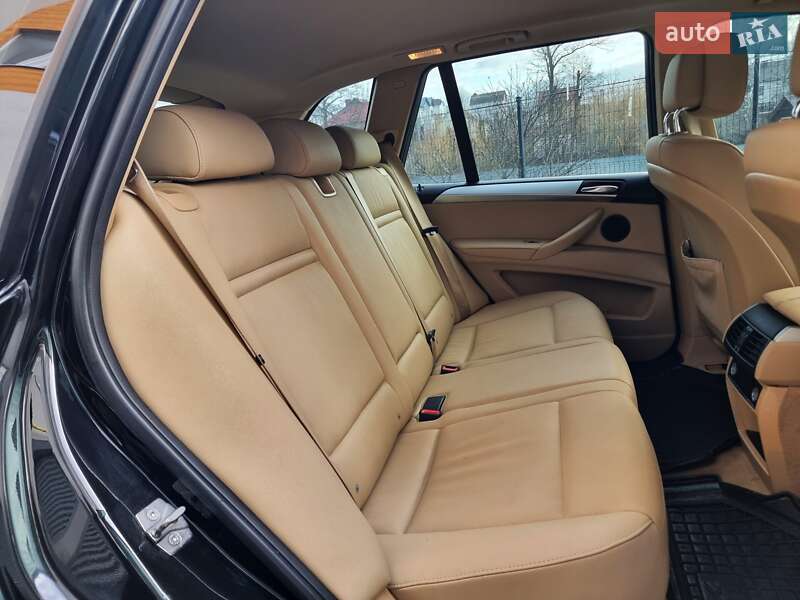 Позашляховик / Кросовер BMW X5 2012 в Хмельницькому