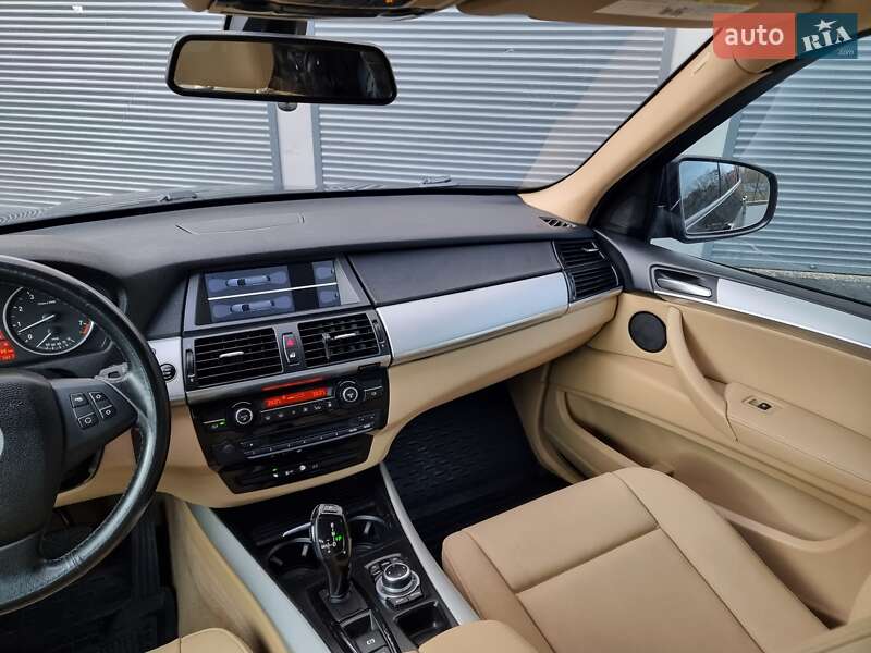 Позашляховик / Кросовер BMW X5 2012 в Хмельницькому