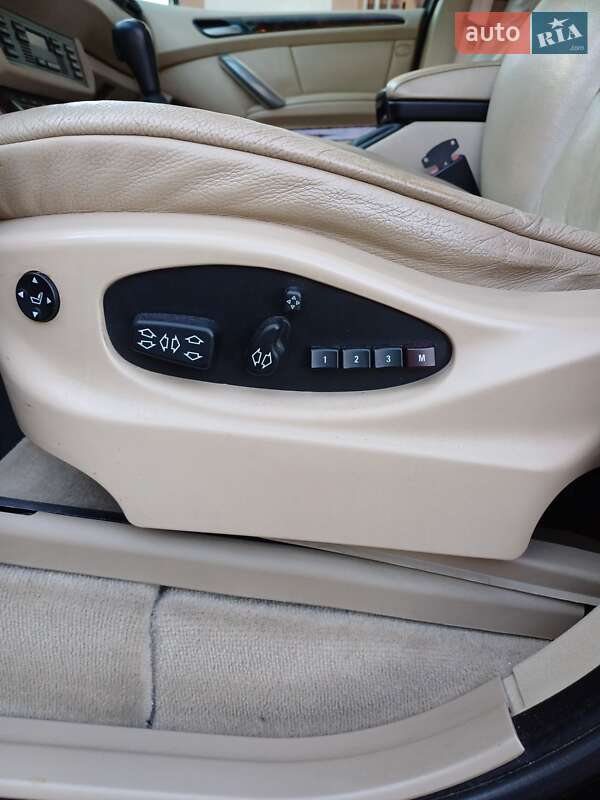 Позашляховик / Кросовер BMW X5 2005 в Чернівцях