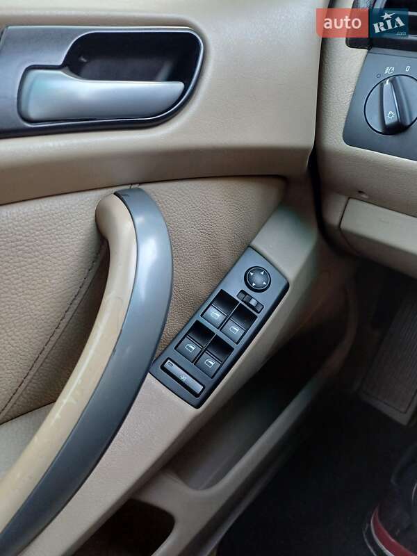 Позашляховик / Кросовер BMW X5 2005 в Чернівцях