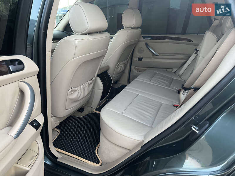 Внедорожник / Кроссовер BMW X5 2005 в Бахмаче