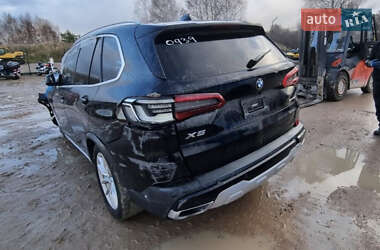 Позашляховик / Кросовер BMW X5 2020 в 