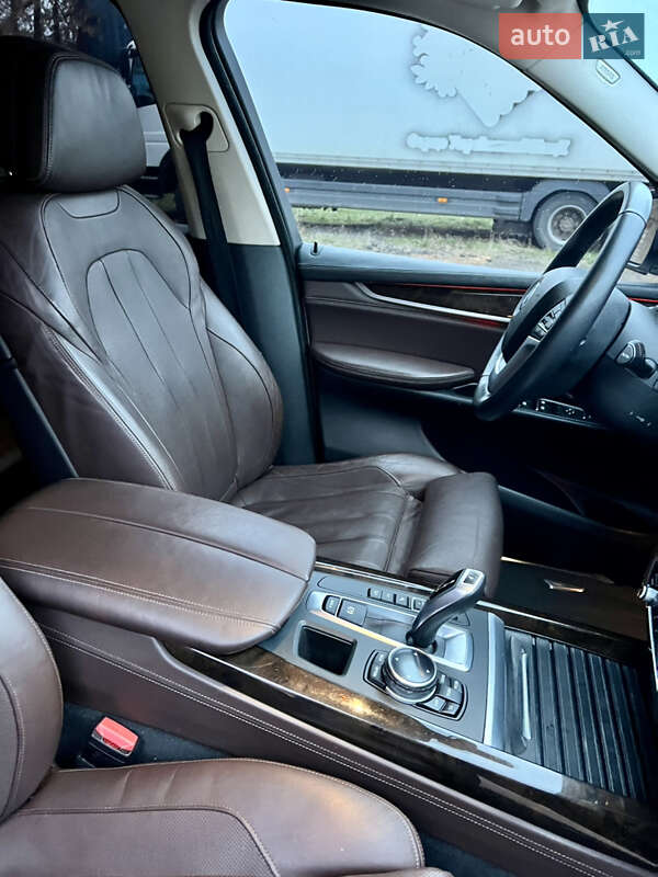 Позашляховик / Кросовер BMW X5 2014 в Києві