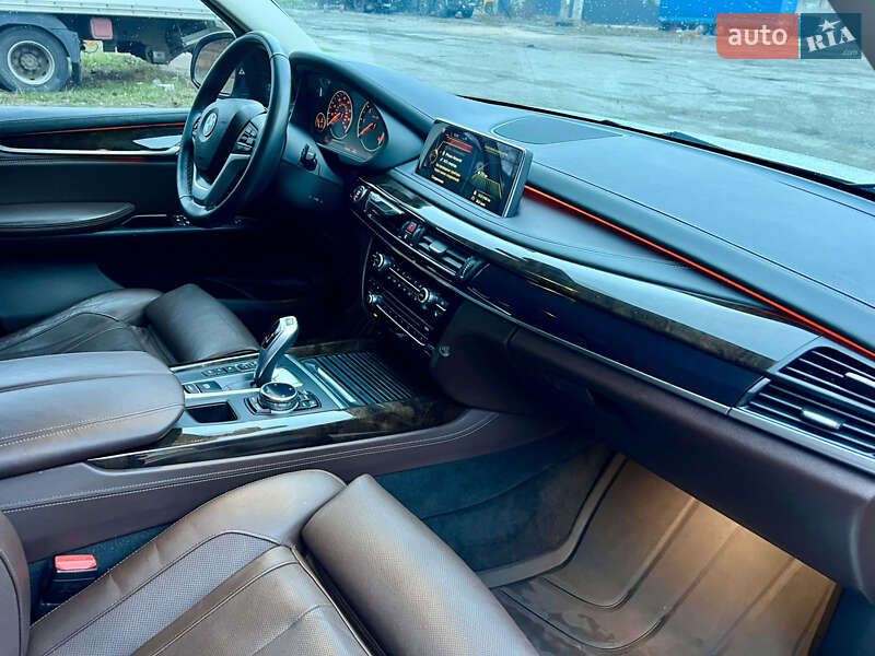Позашляховик / Кросовер BMW X5 2014 в Києві