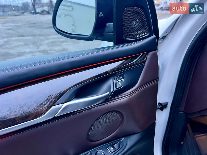 Позашляховик / Кросовер BMW X5 2014 в Києві