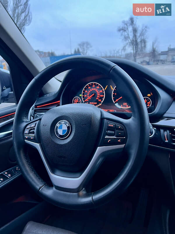 Позашляховик / Кросовер BMW X5 2014 в Києві
