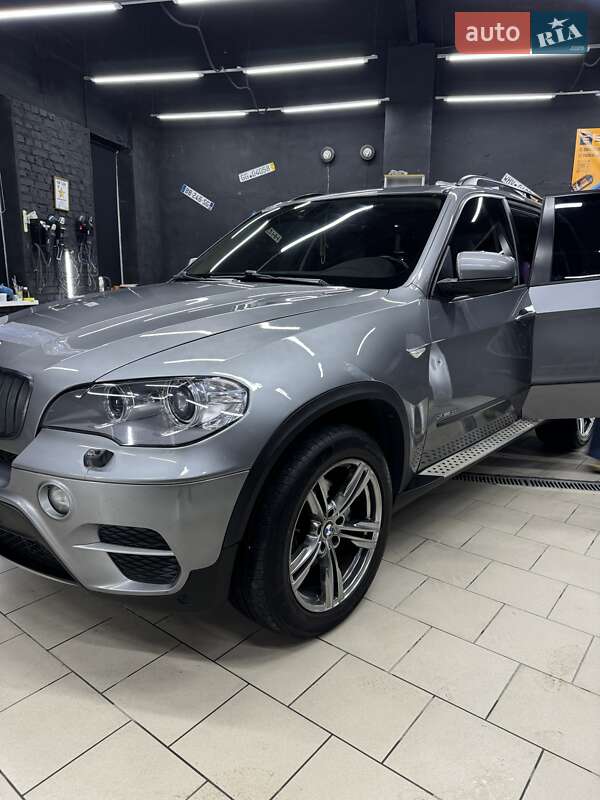 BMW X5 2011 BMW X5 2011