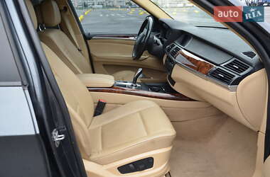 Внедорожник / Кроссовер BMW X5 2012 в 