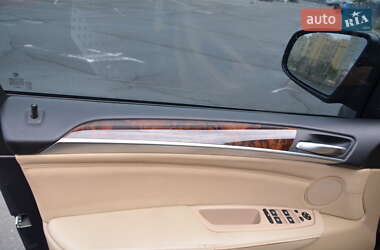 Внедорожник / Кроссовер BMW X5 2012 в 
