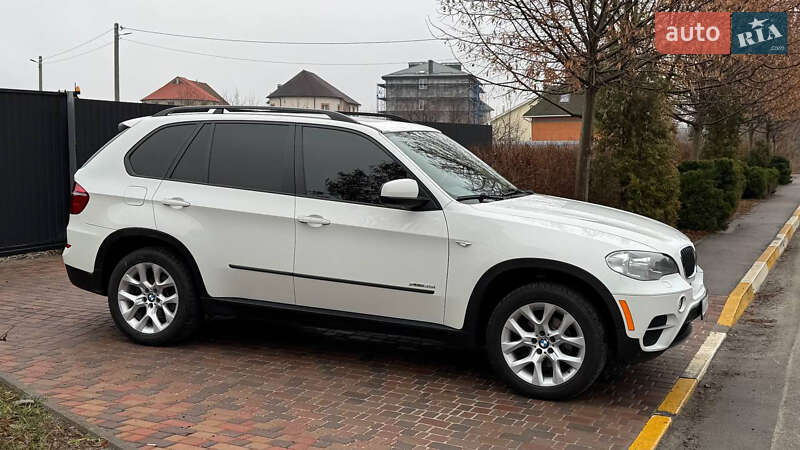 Внедорожник / Кроссовер BMW X5 2012 в 
