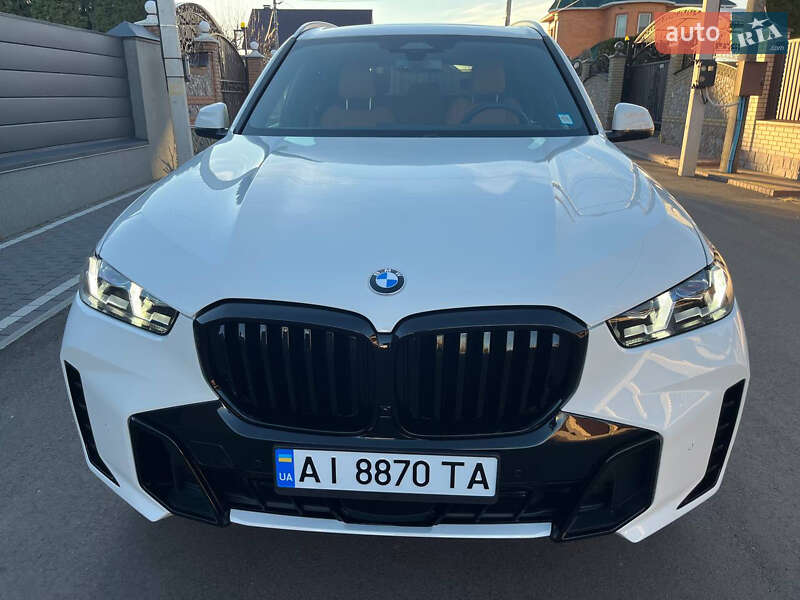 Внедорожник / Кроссовер BMW X5 2024 в 
