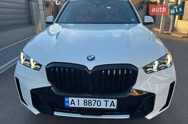 Внедорожник / Кроссовер BMW X5 2024 в 