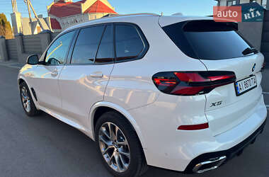 Внедорожник / Кроссовер BMW X5 2024 в 