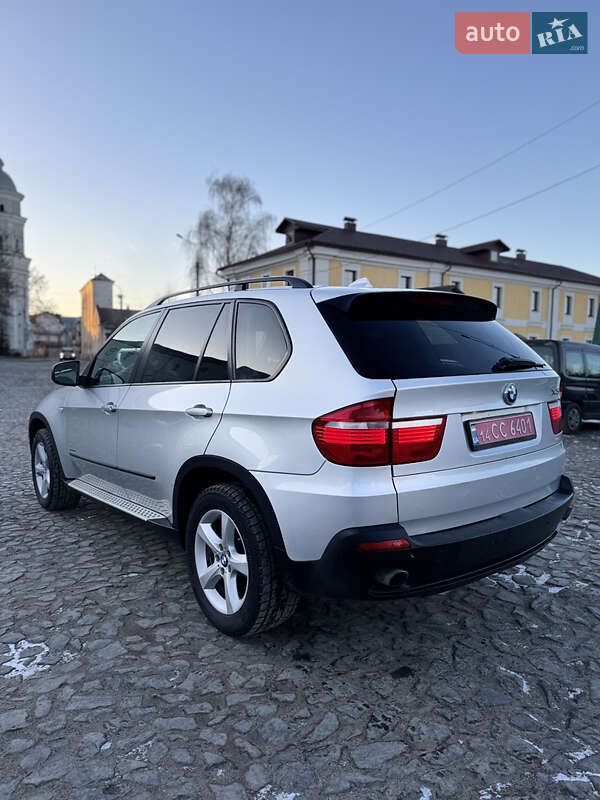 Внедорожник / Кроссовер BMW X5 2010 в Тернополе