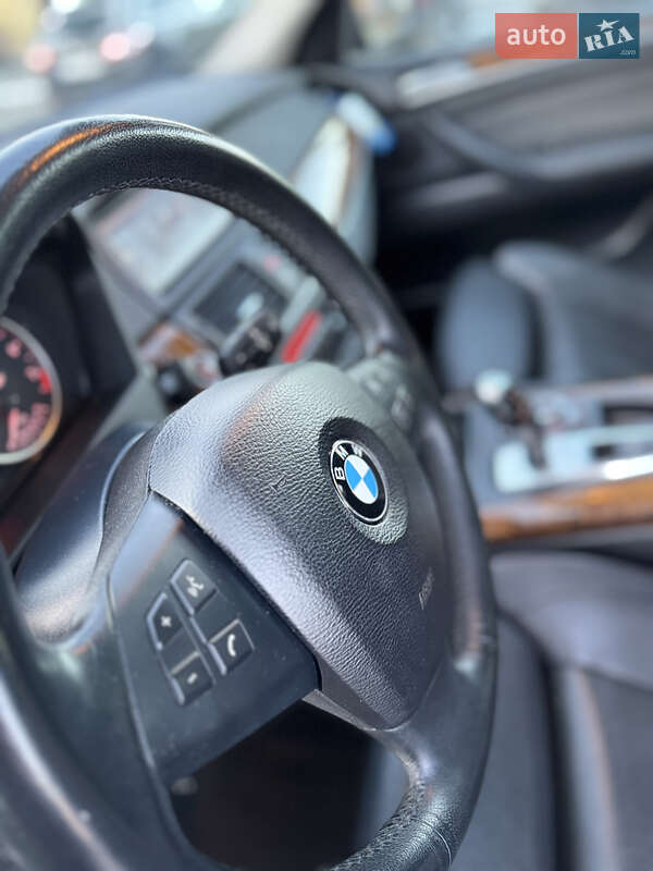 Внедорожник / Кроссовер BMW X5 2010 в Тернополе