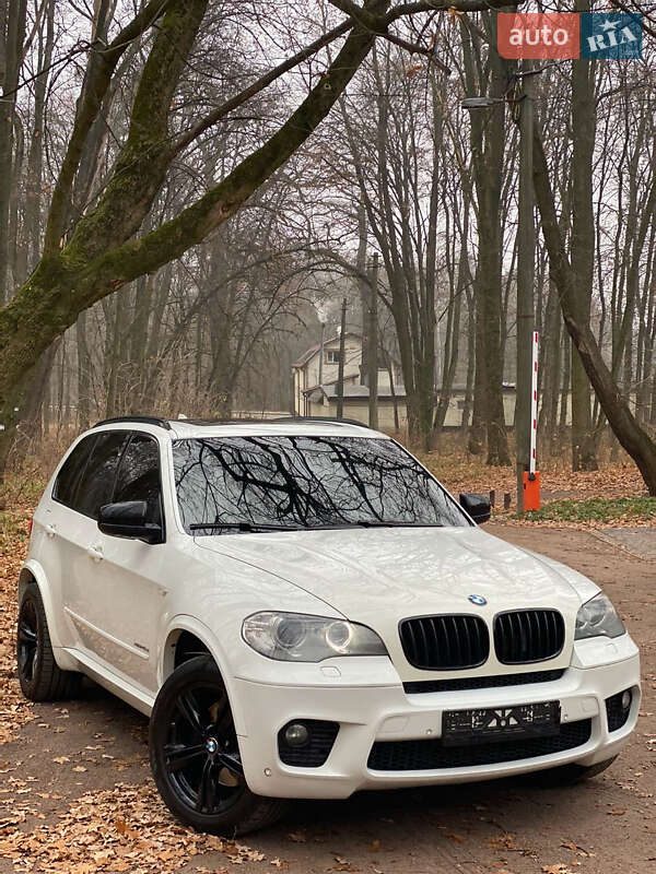 Позашляховик / Кросовер BMW X5 2011 в Києві