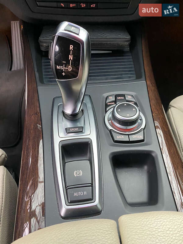 Позашляховик / Кросовер BMW X5 2011 в Києві