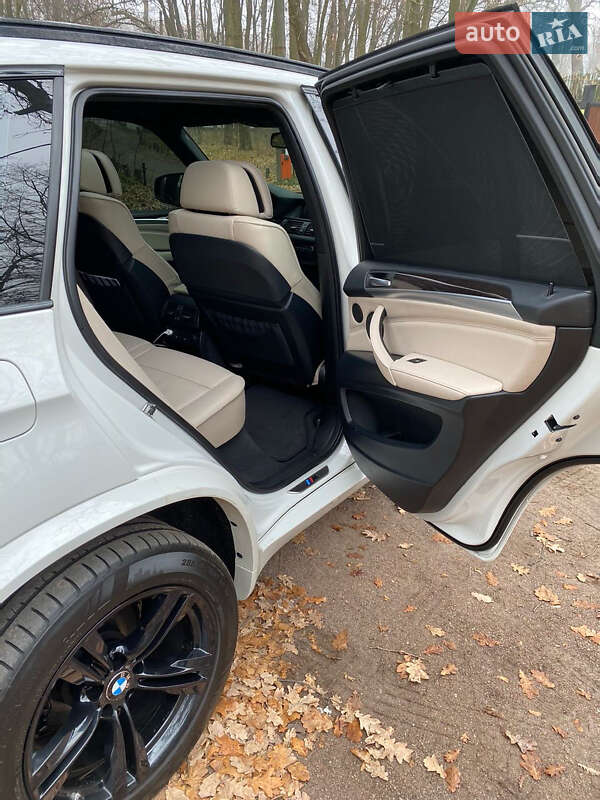 Позашляховик / Кросовер BMW X5 2011 в Києві