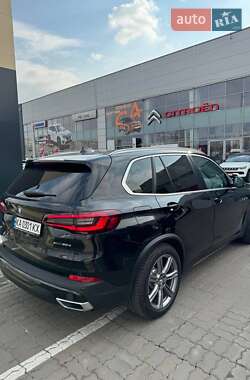 Внедорожник / Кроссовер BMW X5 2022 в Киеве