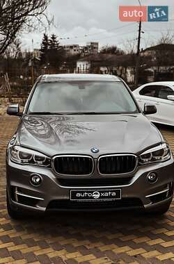 Внедорожник / Кроссовер BMW X5 2016 в 