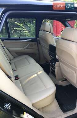 Позашляховик / Кросовер BMW X5 2008 в 