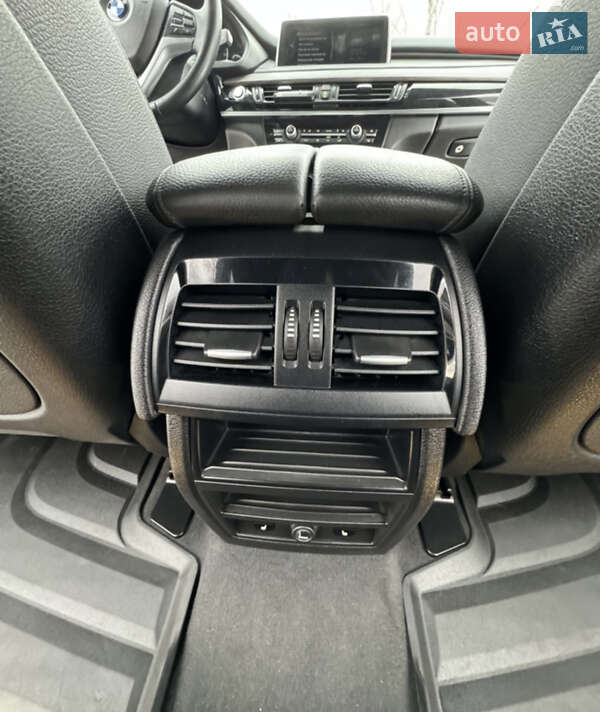 Позашляховик / Кросовер BMW X5 2016 в Києві