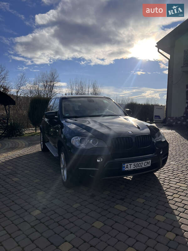 Внедорожник / Кроссовер BMW X5 2011 в Калуше