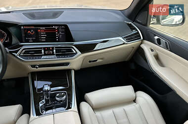 Внедорожник / Кроссовер BMW X5 2020 в 