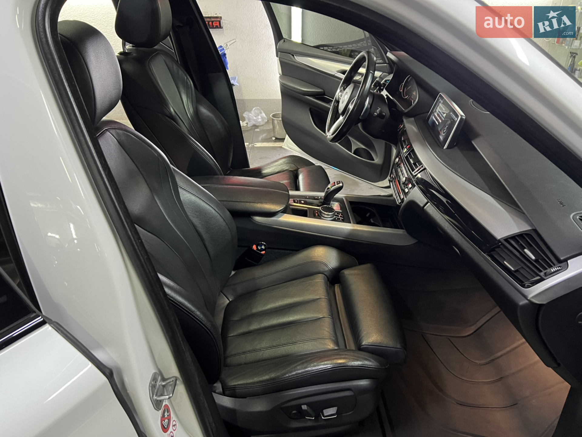 2016 BMW X5 - мініатюра 27