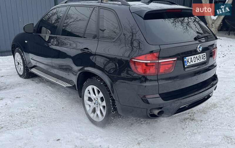 Внедорожник / Кроссовер BMW X5 2011 в Киеве