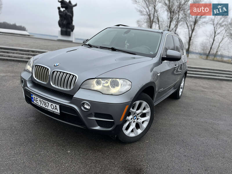 Внедорожник / Кроссовер BMW X5 2013 в Днепре