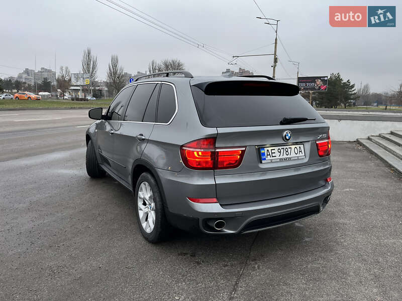 Внедорожник / Кроссовер BMW X5 2013 в Днепре