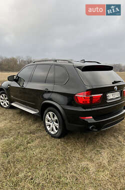 Внедорожник / Кроссовер BMW X5 2011 в 
