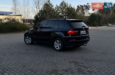 Внедорожник / Кроссовер BMW X5 2010 в Ровно