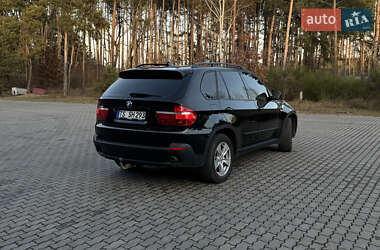 Внедорожник / Кроссовер BMW X5 2010 в Ровно