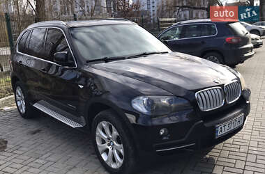 Позашляховик / Кросовер BMW X5 2010 в Івано-Франківську