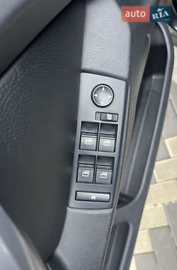 Внедорожник / Кроссовер BMW X5 2006 в 