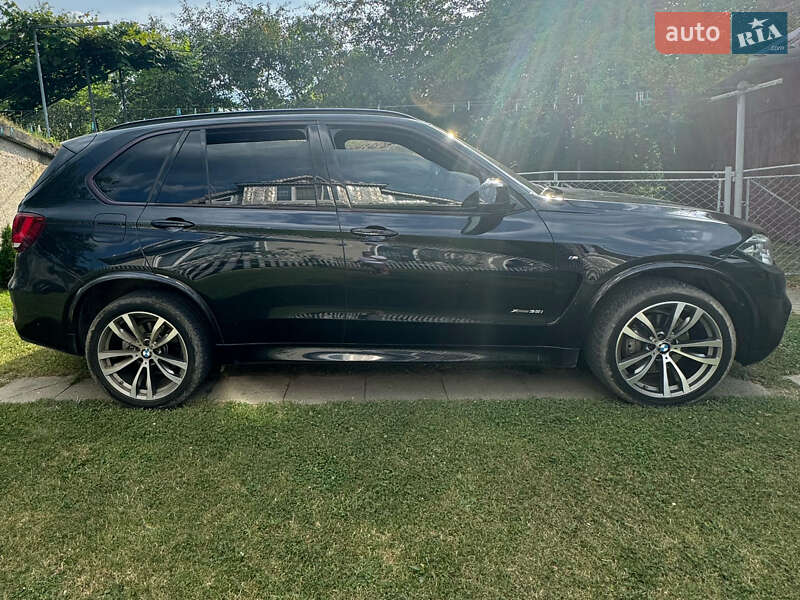 Позашляховик / Кросовер BMW X5 2015 в Коломиї