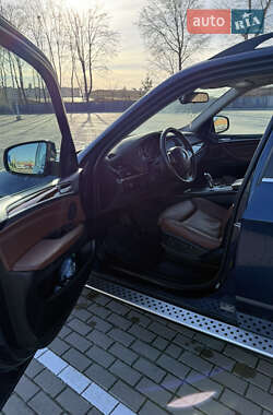 Внедорожник / Кроссовер BMW X5 2013 в 