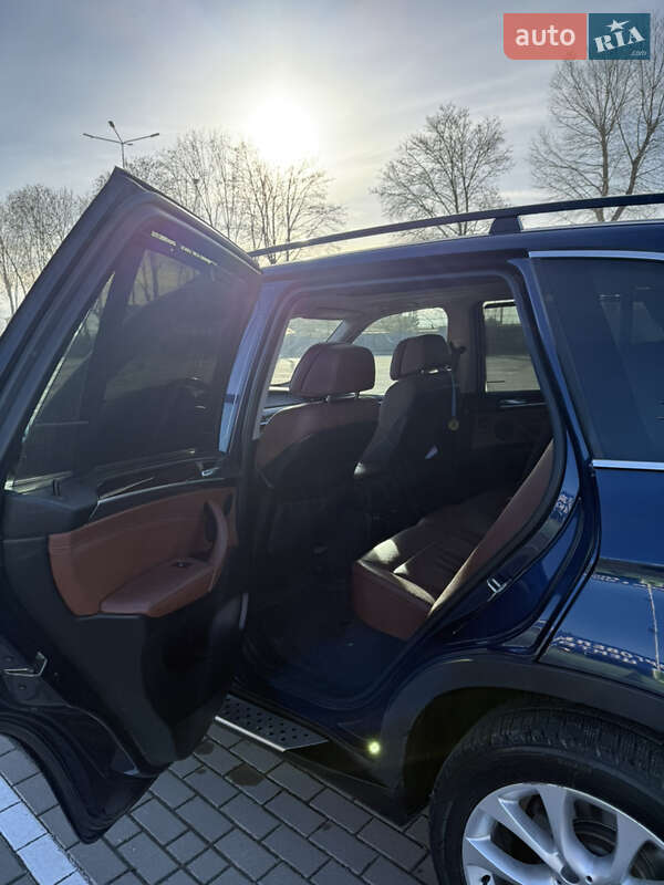 Внедорожник / Кроссовер BMW X5 2013 в Тернополе