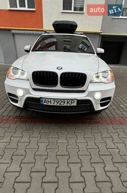 Позашляховик / Кросовер BMW X5 2011 в Івано-Франківську