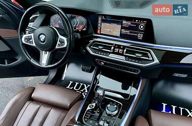 Внедорожник / Кроссовер BMW X5 2019 в 