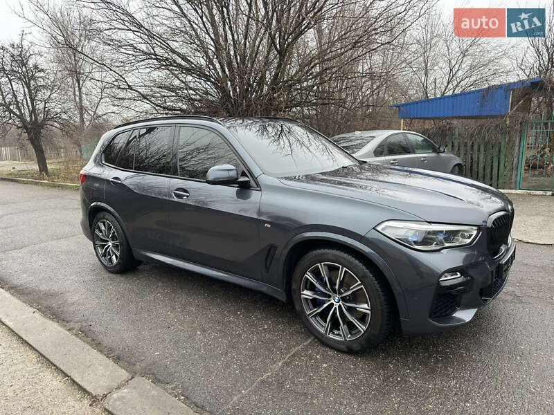 Позашляховик / Кросовер BMW X5 2021 в Запоріжжі