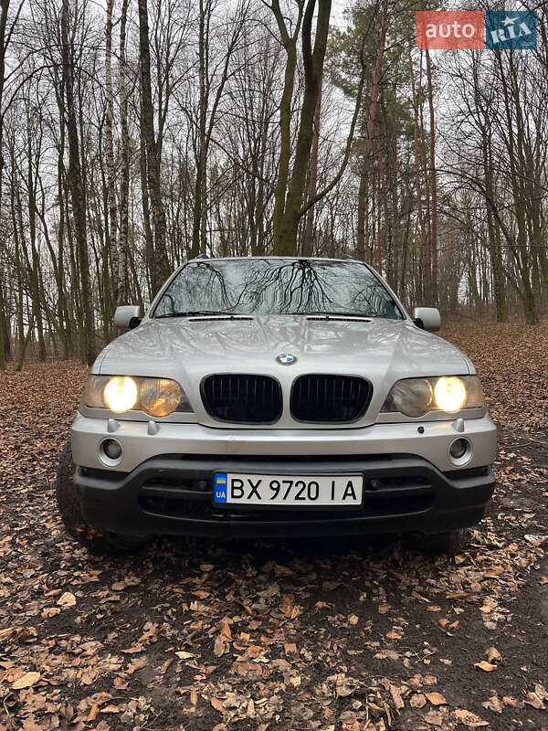 Внедорожник / Кроссовер BMW X5 2001 в 