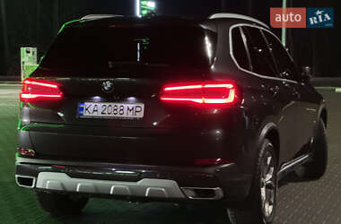 Позашляховик / Кросовер BMW X5 2021 в Бучі