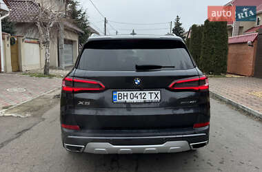 Внедорожник / Кроссовер BMW X5 2019 в 